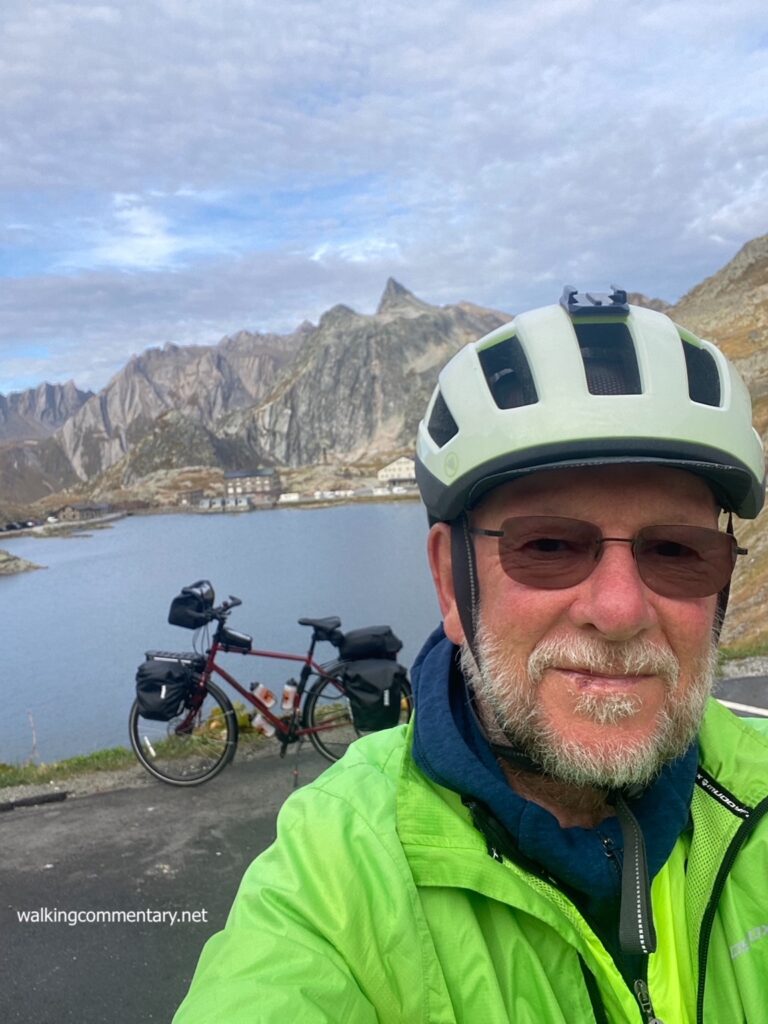 16 - Descent - GStB and TMI - selfie of Simon with lake and mountains in background